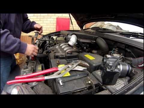 Hyundai Santa Fe Camshaft position sensor replacement. 05′ Diesel how to replace CPS