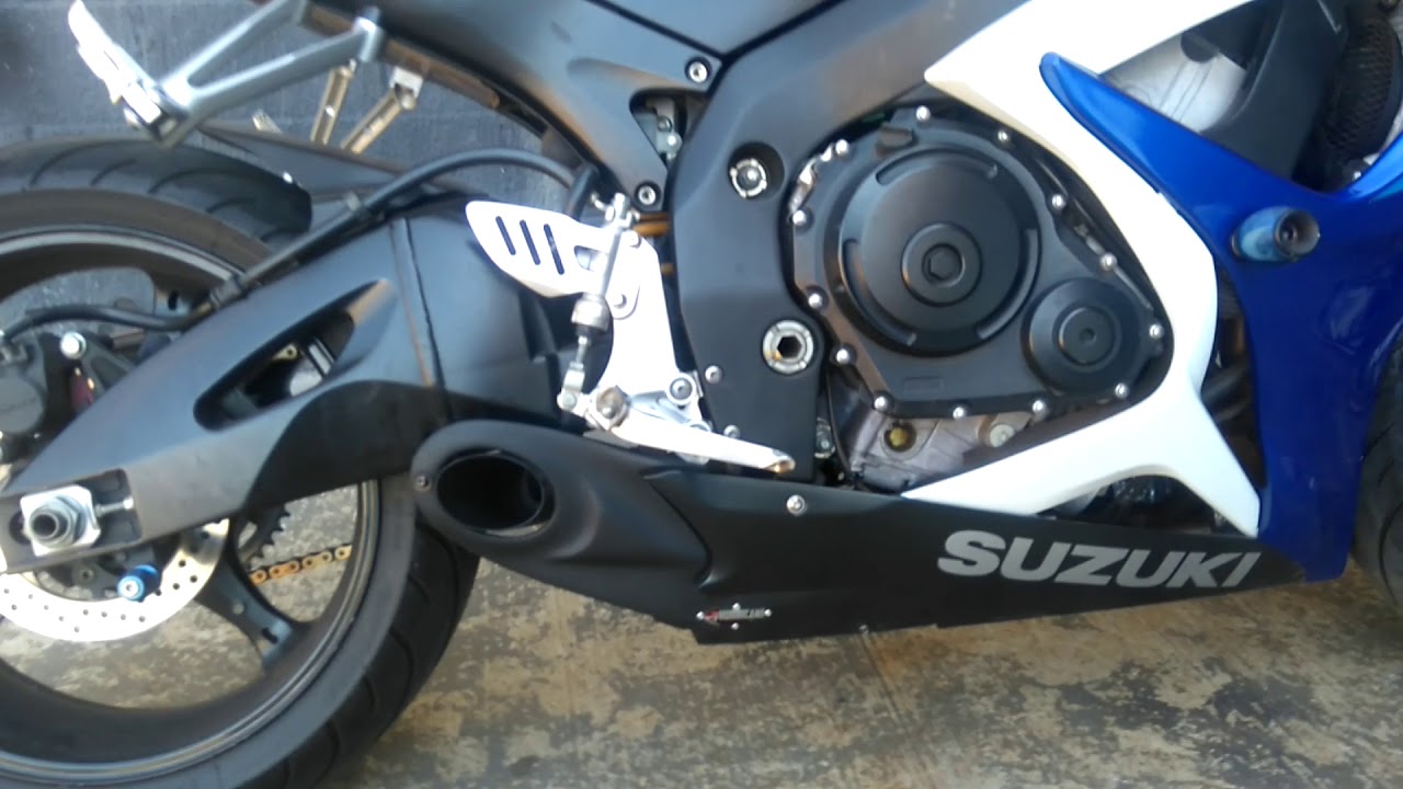 Capa do vídeo  Escapamento Hurrimade Evolution Suzuki GSX-R 750 2006 a 2009