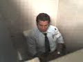 Guardia Cagando Guardia Cagando