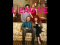 qui ne se souvient pas de la serie mari� 2 enfants???? et bien voici pour les fans qui ont toujours essay� de chant� le generique sans se tromper ds les parole!!!! eh bien la belette et le furet vous aident!!!!!