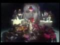 ALASKA Y DINARAMA - A QUIEN LE IMPORTA - GLAMMIX