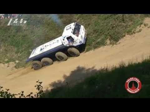 VC - Pokračujeme zajímavým II. sestřihem z víkendu plného adrenalinových jízd na Velké ceně Mohelnice v Truck Trialu 2011.