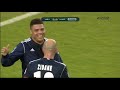 250.000 Euro kamen in Hamburg beim Spiel gegen die Armut zusammen. Außerdem trat Superstar Zinédine Zidane den Beweis an, dass er noch immer ein guter Kicker ist.