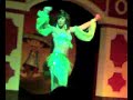 La spettacolare Drag Sheila in Hava Naguila di Dalida