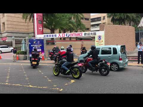 大會師車輛進場