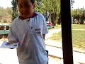 un ni�o e 1�basico maltrata a la lena!