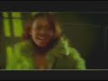 Teeyah - Coupe Decale