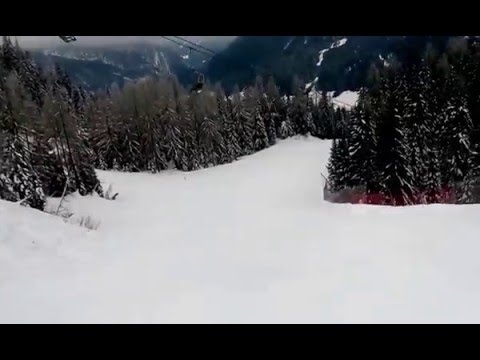 Спуск на горных лыжах в Саппада