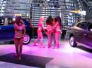 Salon del automovil baile
