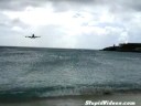 Low-Flying Boeing 747