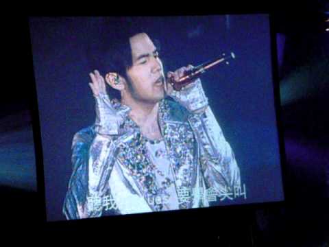 周杰倫2010跨時代演唱會- 3