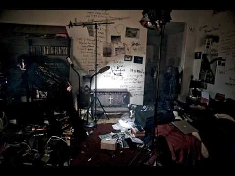 Marilyn Manson - Leave A Scar (Demo)