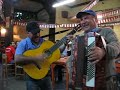 Cueca interpretada por los cantores estables de La Piojera