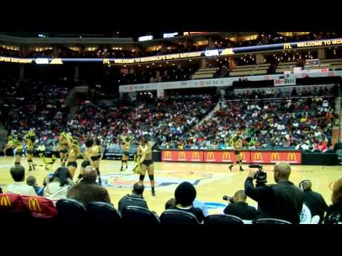 girl cheerleaders