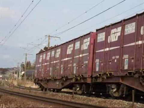ED75牽引貨物列車