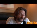 un des plus c�l�bres auteurs fran�ais bobos (boh�me-bon chic), fr�d�ric beigbeder, �tait de passage dans la m�tropole qu�b�coise, pour parler de son � roman fran�ais �, r�cit autobiographique o� l�crivain conte sa nouvelle crise identitaire apr�s 48 heures pass�es en garde � vue pour consommation de coca�ne sur le capot dune voiture � paris. rencontre avec le joyeux luron pour lequel plaisir rime avec libert�. cr�dits: isabelle legault / marie birrien