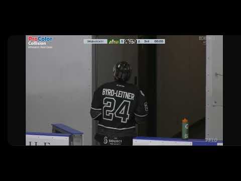 Porter Byrd-Leitner #24 Blackfalds Bulldogs BCHL - 2nd star - "Best Forward"