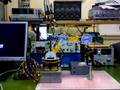 Braccio robotico meccanico in azione