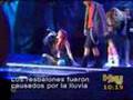 Caida de Dulce Maria y Paty Manterola
