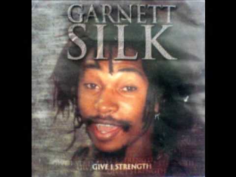 Disadvantage Garnett Silk - Disadvantage