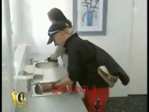 فضيحة بنت الجزائر في الحمام video