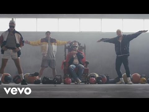 matti - http://open.spotify.com/track/46Syw1ZCMPtkgQP2dGx6hr https://itunes.apple.com/fi/album/tuusula-mielessain-feat.-teflon/id718074288?l=fi Ohjaus, kuvaus ja lei...