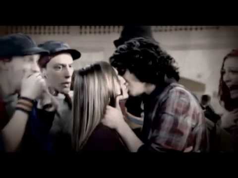 Alyson Stoner - Voici le générique de ma fiction sur Adam Sevani et Alyson Stoner appelée ' We are both Suffer ' que tu peux lire en cliquant sur ce lien http://wearebothsuf...