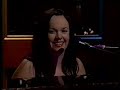 Hallelujah (Leonard Cohen) - Allison Crowe live tv version