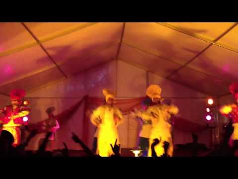 Punjabi Folk Dance Academy Auckland  Bhangra Performance At Manukau On Diwali Festival 2012 (28 oct)
