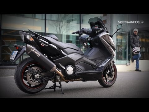 Tmax_530 - Nouvelle série limitée de Yamaha, le T-Max 530 Sport étrenne de bien beaux accessoires pour mettre davantage en valeur ses charmes naturels : une ligne d'éch...