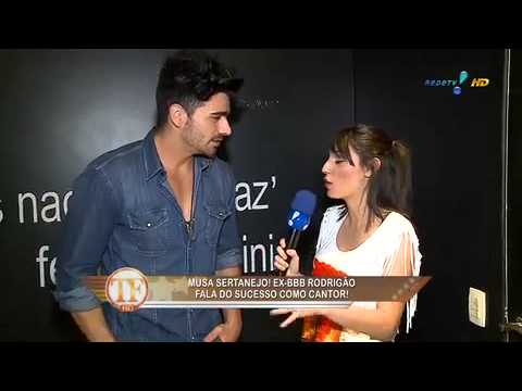 rodrigão - 'Tem que ser tudo planejado': Rodrigão diz que pode se casar com Adriana já no ano que vem, depois que a amada se formar na faculdade.