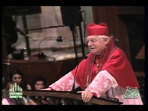 symboli - Cinquecentosessanta 19enni, nella “Redditio Symboli” celebrata in Duomo, hanno consegnato nelle mani dell'Arcivescovo, la “Regola di vita”. «Siate sempre uni...