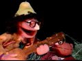 Gomaespuma Gitano acampada cancion pelaez 6