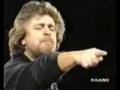 BEPPE GRILLO SPEZZONE DA NON PERDERE