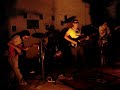 primeira banda de surf music de natal/rn tocando m�sica dos eslovenos bitch boys.

show realizado no 4 colunas, no bairro da ribeira, em 17/08/07.

guitarras: gabriel e bruno
baixo: andr�
bateria: douglas
