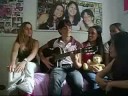 ele cantando a nossa m�sica, ain.
quase nem babei...

pr�ncipe, eu te amo muito!