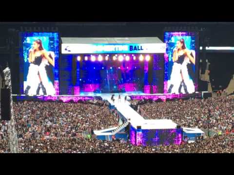 Ariana Grande - Problem @ Summertime Ball Wembley 11.06.2016