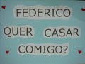 Federico Devito vendo o meu cartaz no NoCapricho 23/10