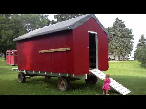 How to build a chicken coop