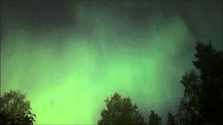 Norrsken i månljus