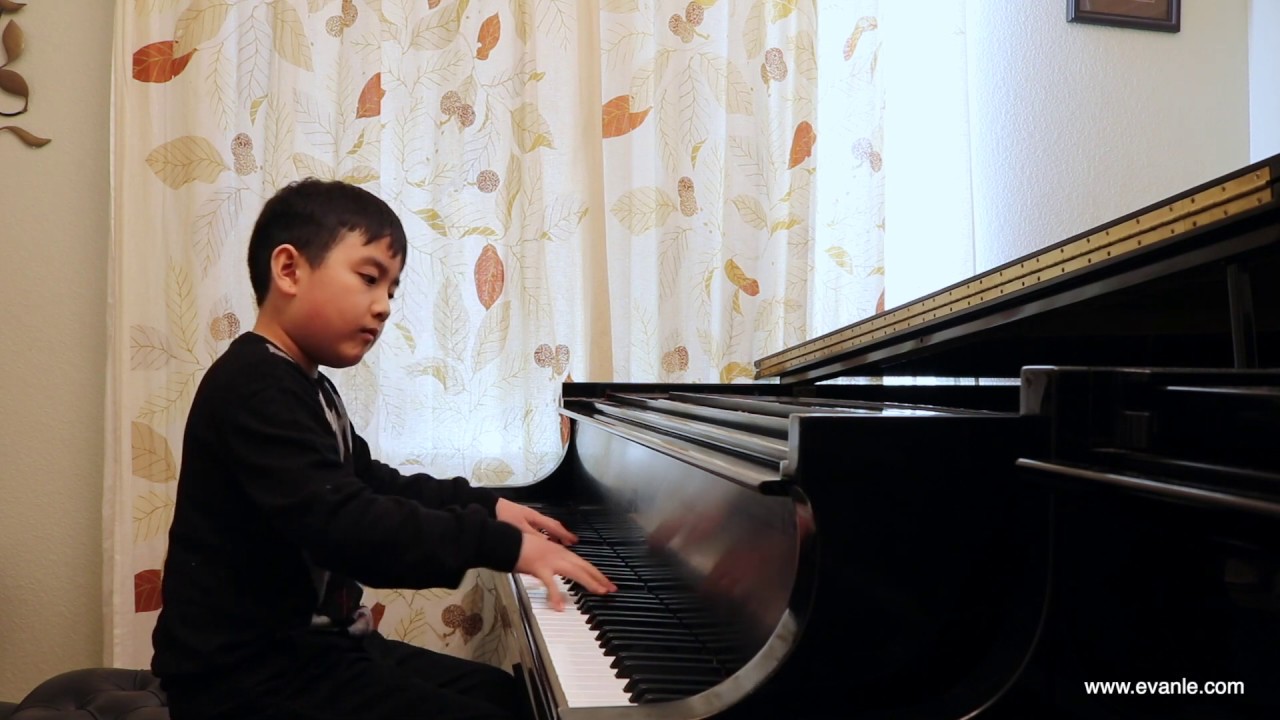 Prodigy pianist Evan Le covers the Mozart classic 'Rondo alla Turca