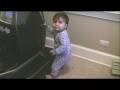 videos de Toddler Dancing - Rump Dipping