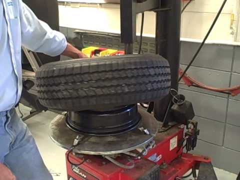 how to change a tire