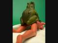 videos de Cobra96 - Der Prinz küsst den Frosch in Prinzessin Barbies rosanem Wunderland