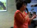 Tante Lien (Ciska) zingt \"Your cheating heart\"