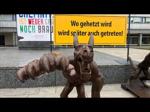 Chemnitz: Erste Haftstrafe wegen Hitlergru im besc ...