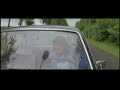 pendant le tournage du v�lo de ghislain lambert, il se gaufre lamentablement...