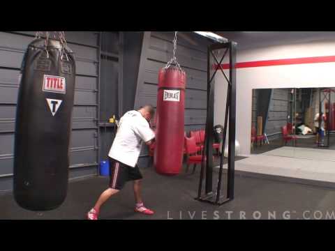 how to properly work a heavy bag