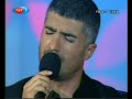 Özcan Deniz-Kayboldum-iki renk gala programı