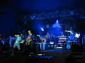 inesplicavel... melhor concerto que ja vi na terra... :D (é pena o video ter pouca qualidade de som :\)mx ja da pa ter uma noção do poder desta banda :D